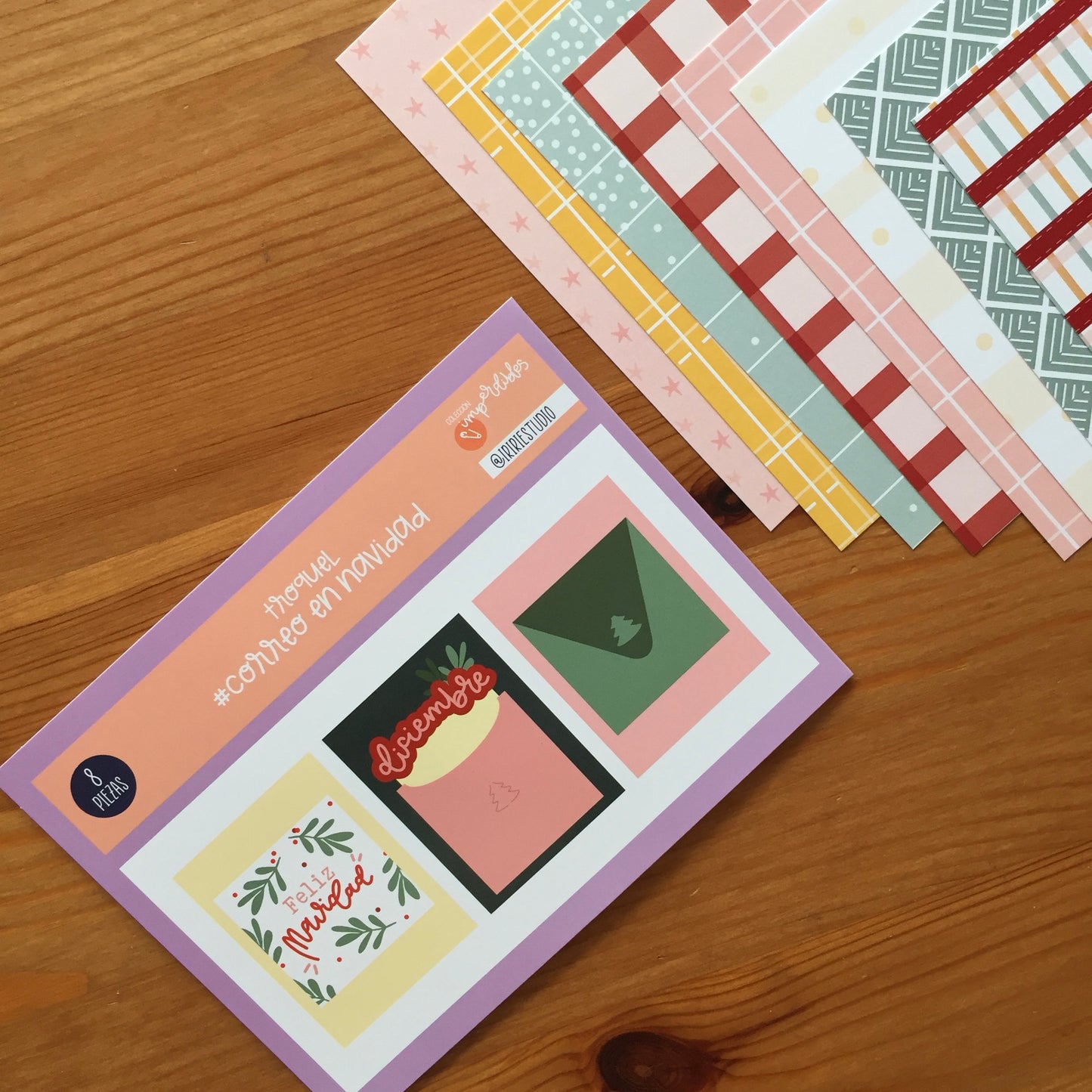 KIT METÁLICA DICIEMBRE 2025 - EXCLUSIVO SUSCRIPTORAS - SCRAPBOOKING