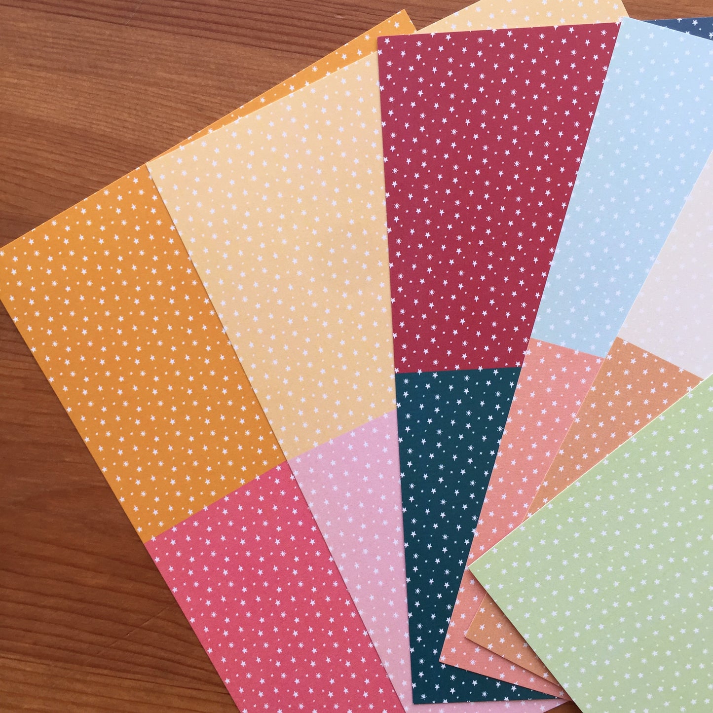 MINI ESTAMPADOS ESTRELLAS - COLEC. INFINITA - SCRAPBOOKING