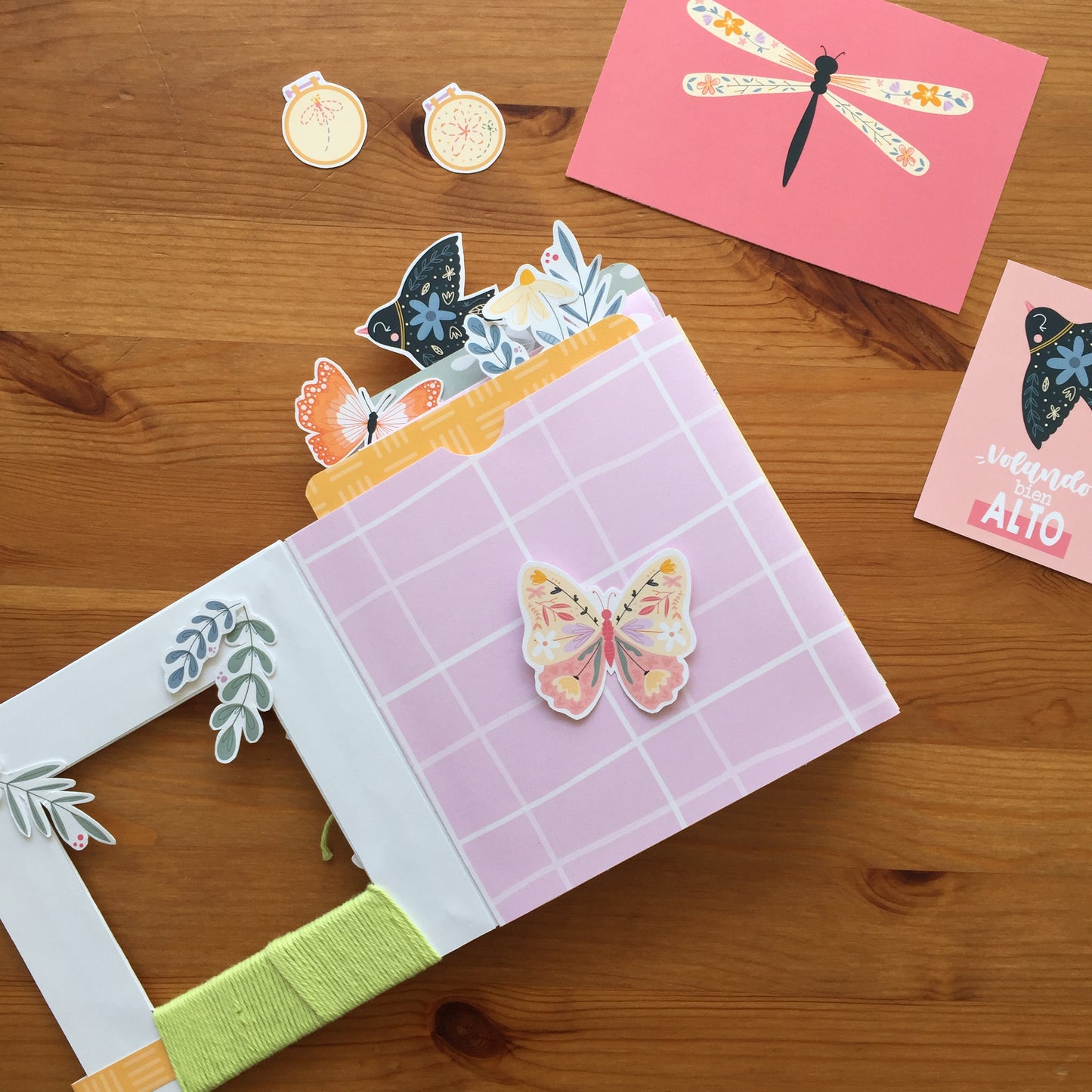 PRIMA Y VERA: COLECC. DIGITAL EXCLUSIVA + TALLER ONLINE (COLAB. CON THE CREATIVE BUNDLE 2024) - SCRAPBOOKING