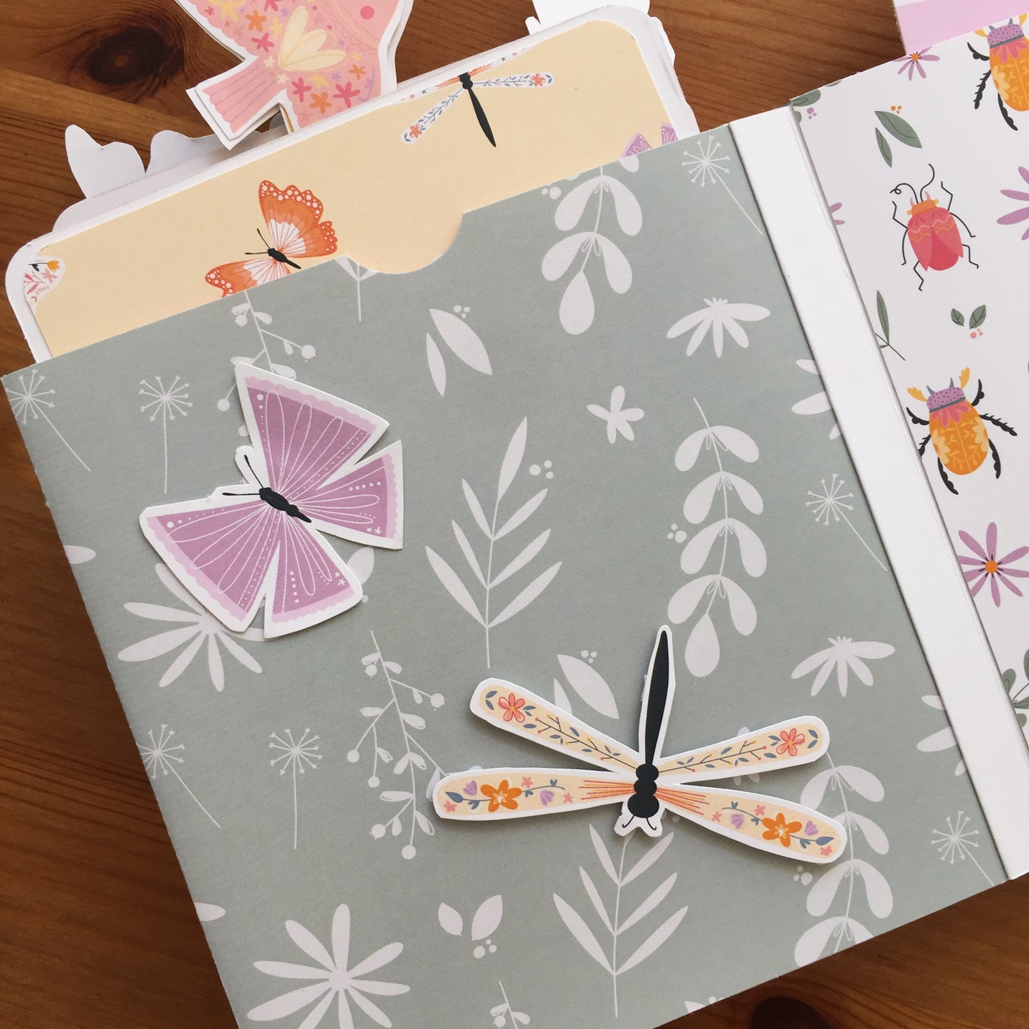 PRIMA Y VERA: COLECC. DIGITAL EXCLUSIVA + TALLER ONLINE (COLAB. CON THE CREATIVE BUNDLE 2024) - SCRAPBOOKING