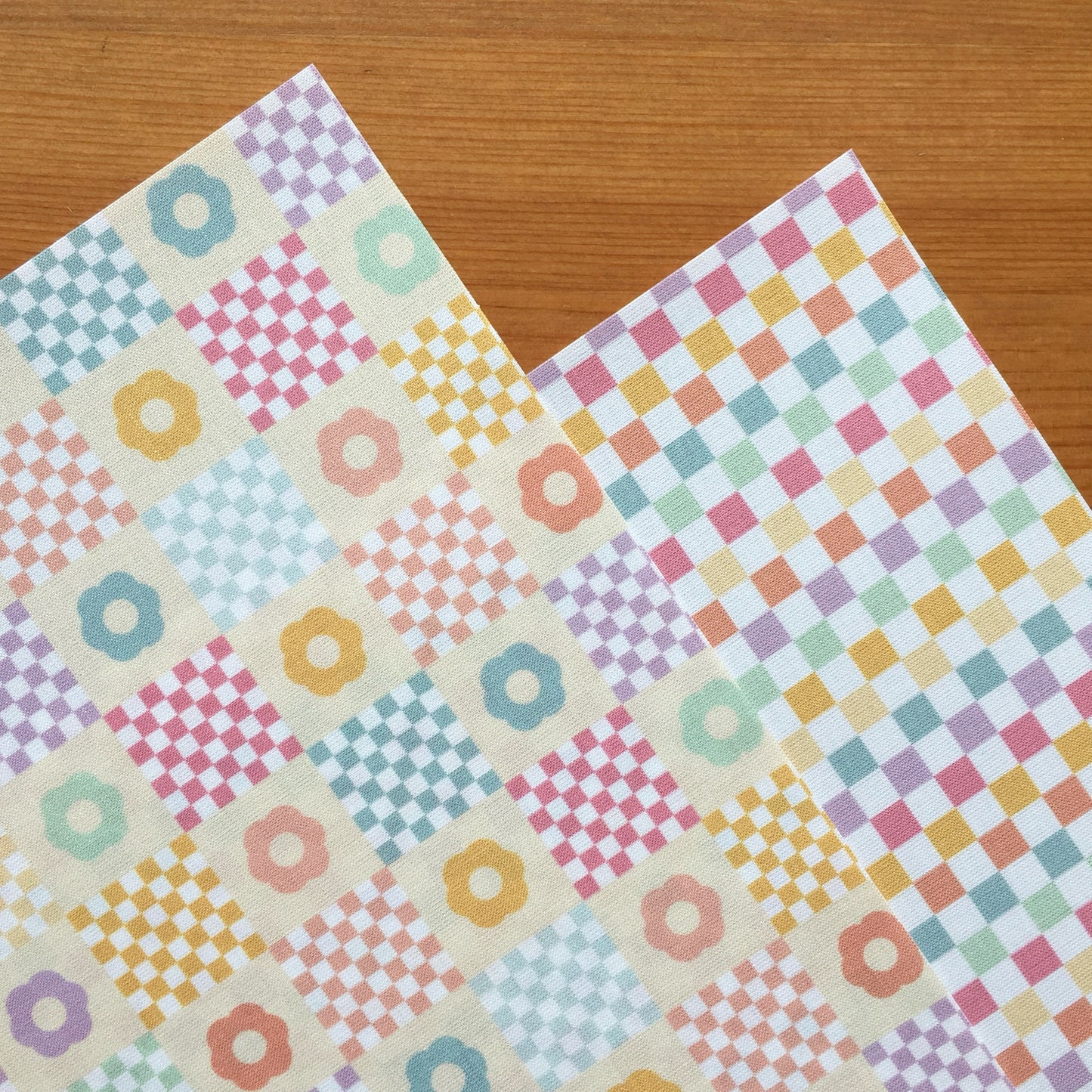 PACK 2 TELAS DE ENCUADERNAR CROCHET - RETRO - SCRAPBOOKING