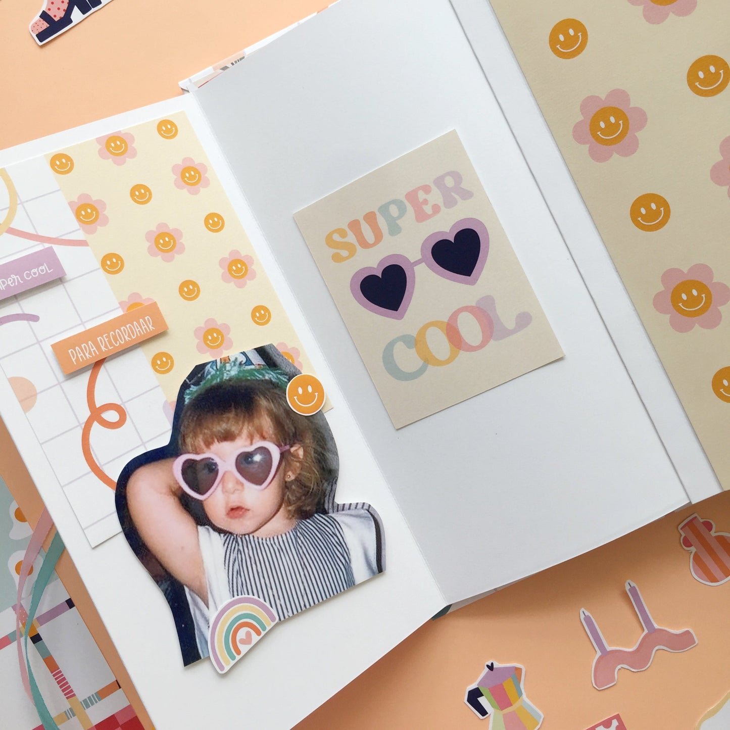 MODERNA: COLECC. DIGITAL EXCLUSIVA + TALLER ONLINE (COLAB. CON THE CREATIVE BUNDLE 2025) - SCRAPBOOKING