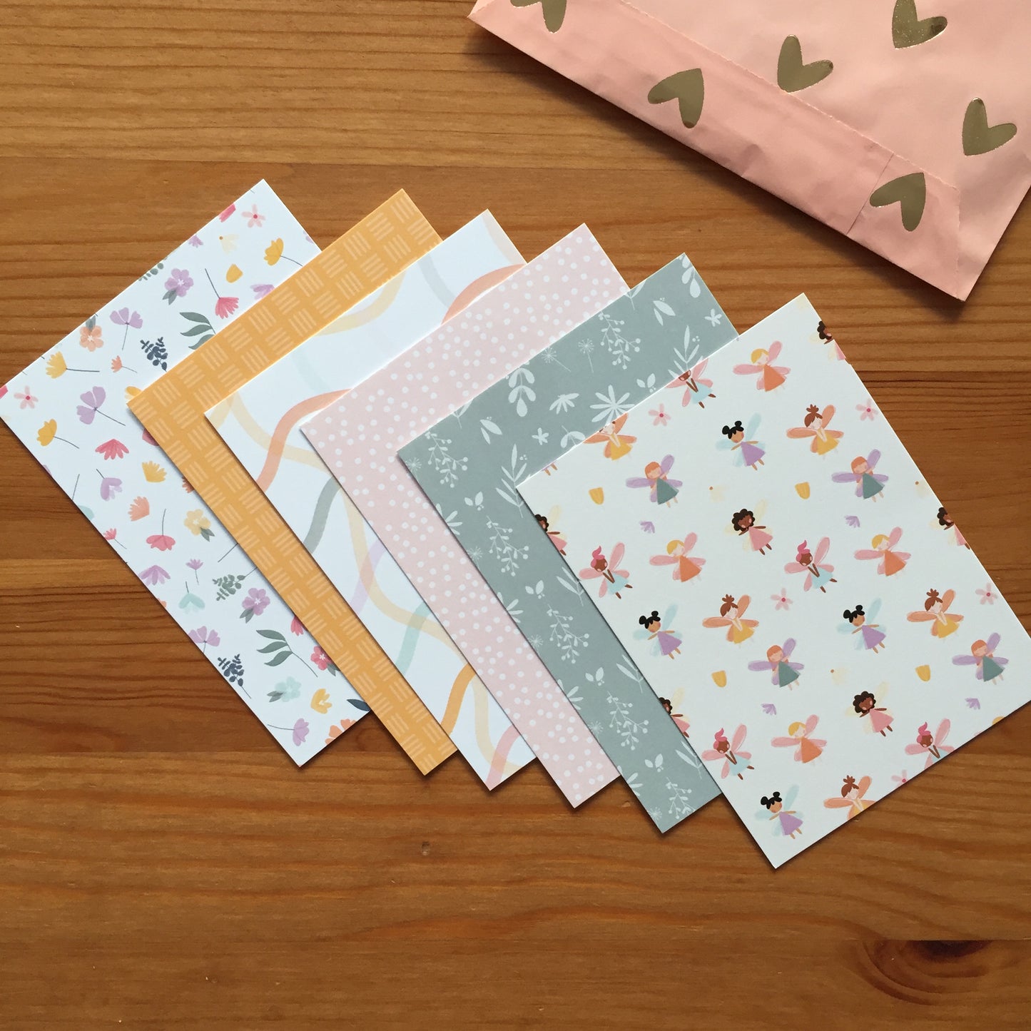 PAPELES MINI ESTAMPADOS FANTASÍA - EXCLUSIVO SCRAPLENDARIO 2025 -SCRAPBOOKING