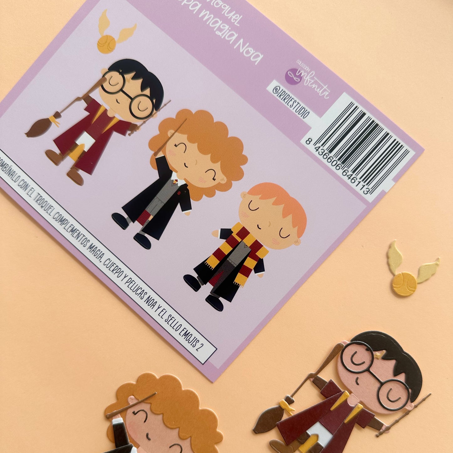 TROQUEL ROPA MAGIA NOA - COL. INFINITA - SCRAPBOOKING