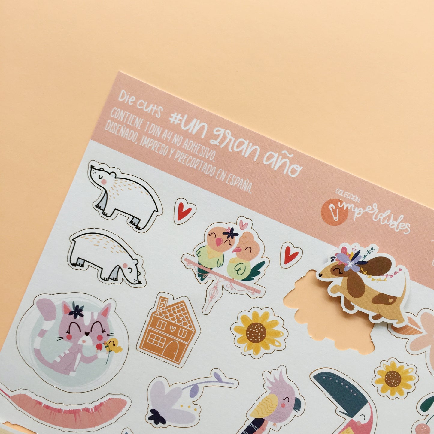 DIE CUTS UN GRAN AÑO - COL IMPERDIBLES - SCRAPBOOKING