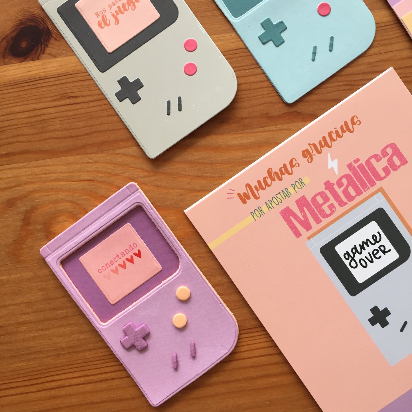 KIT METÁLICA SEPTIEMBRE 2025 - EXCLUSIVO SUSCRIPTORAS - SCRAPBOOKING