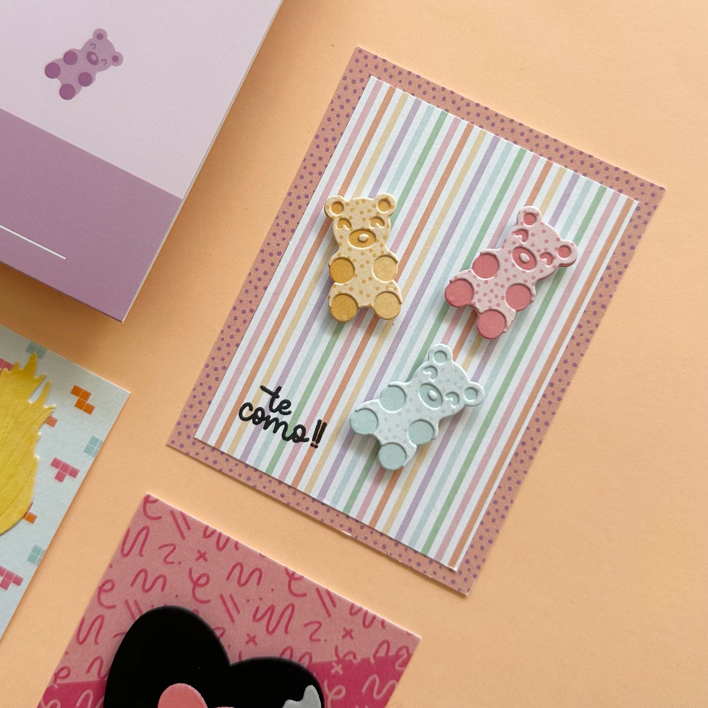 KIT METÁLICA MAYO 2026 - EXCLUSIVO SUSCRIPTORAS - SCRAPBOOKING