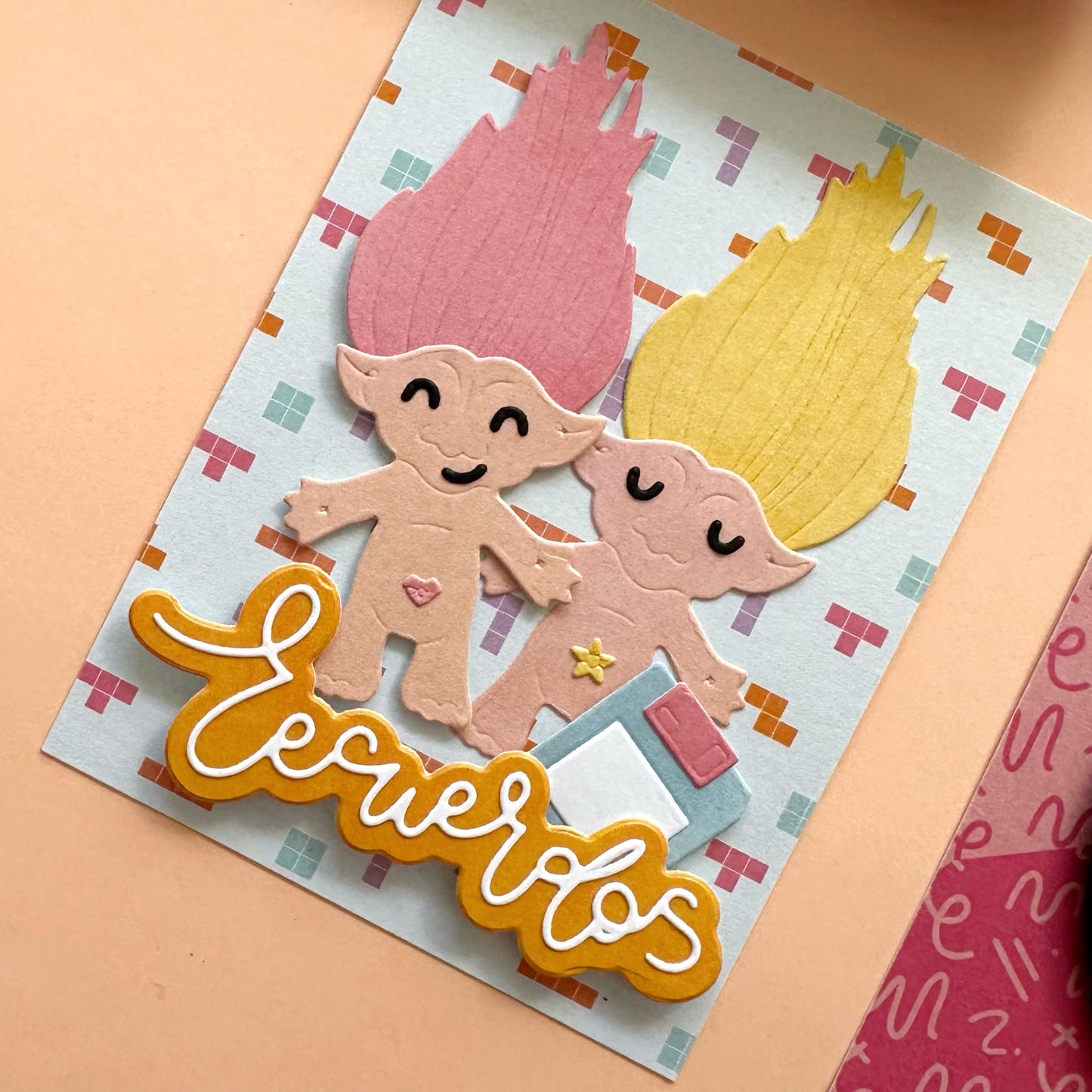 KIT METÁLICA MAYO 2026 - EXCLUSIVO SUSCRIPTORAS - SCRAPBOOKING