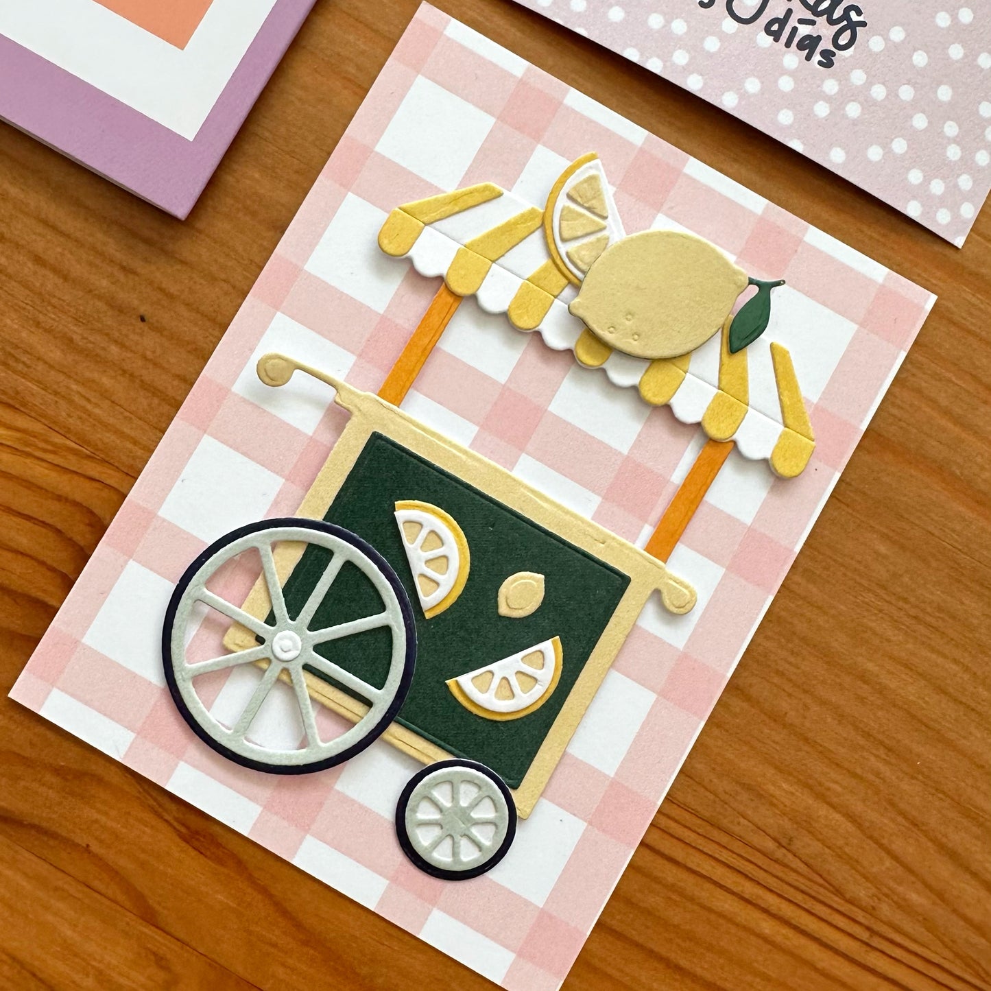 KIT METÁLICA JUNIO 2026 - EXCLUSIVO SUSCRIPTORAS - SCRAPBOOKING