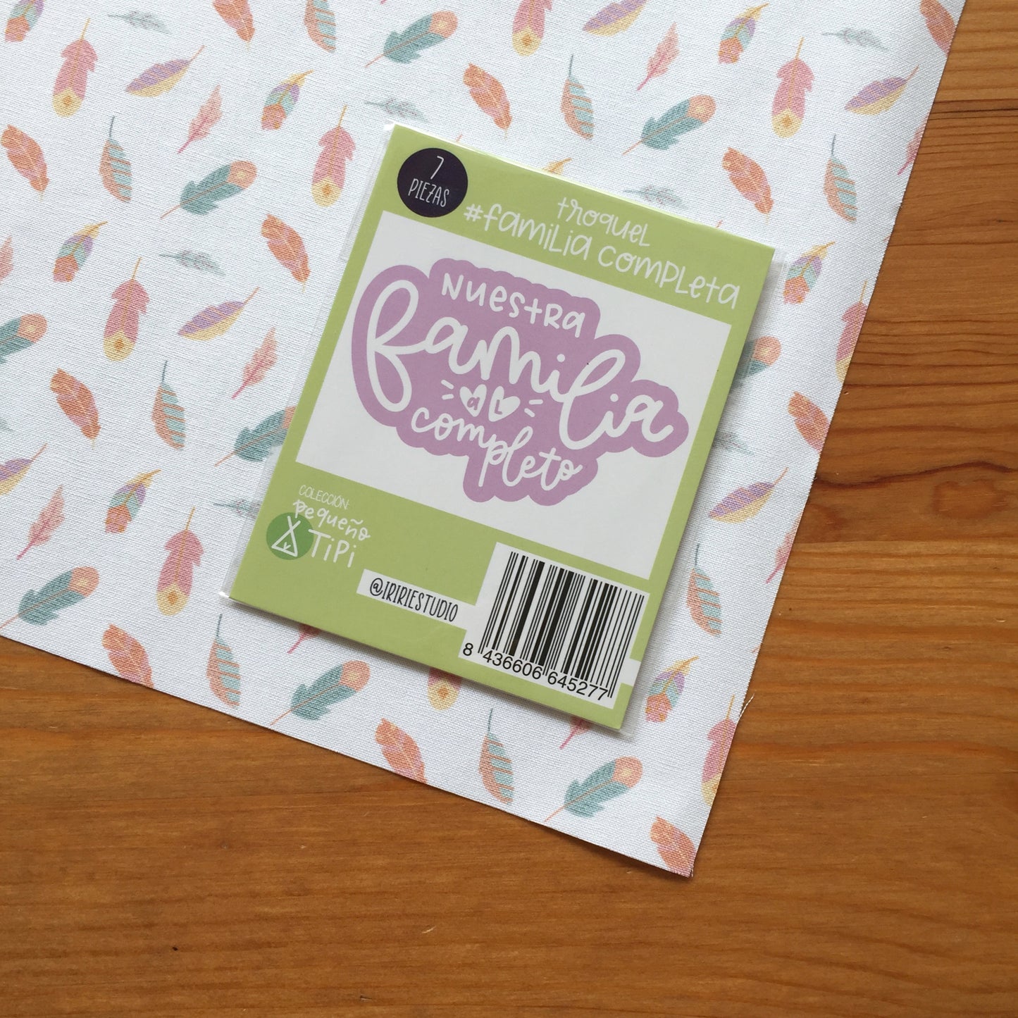 TROQUEL FAMILIA COMPLETA - PEQUEÑO TIPI - SCRAPBOOKING