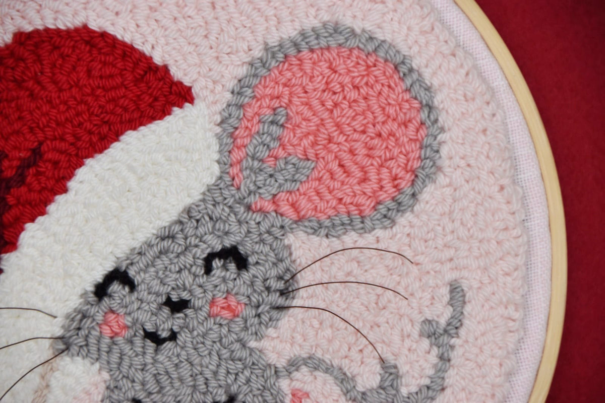 RESERVA TALLER CON IOANA DE PUNCH NEEDLE - TURRÓN NOEL CON PUNCH NEEDLE - FERIA SCRAP, CREA Y DECORA
